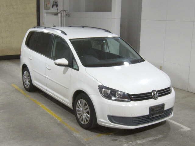 4102 VOLKSWAGEN GOLF TOURAN 1TCAV 2012 г. (JU Fukuoka)